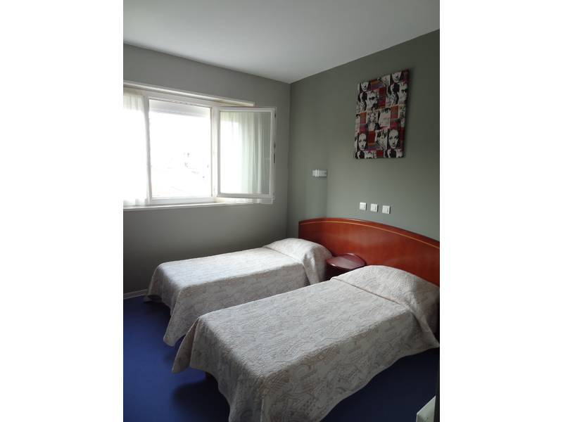 טרבה Cit'Hotel De La Marne מראה חיצוני תמונה