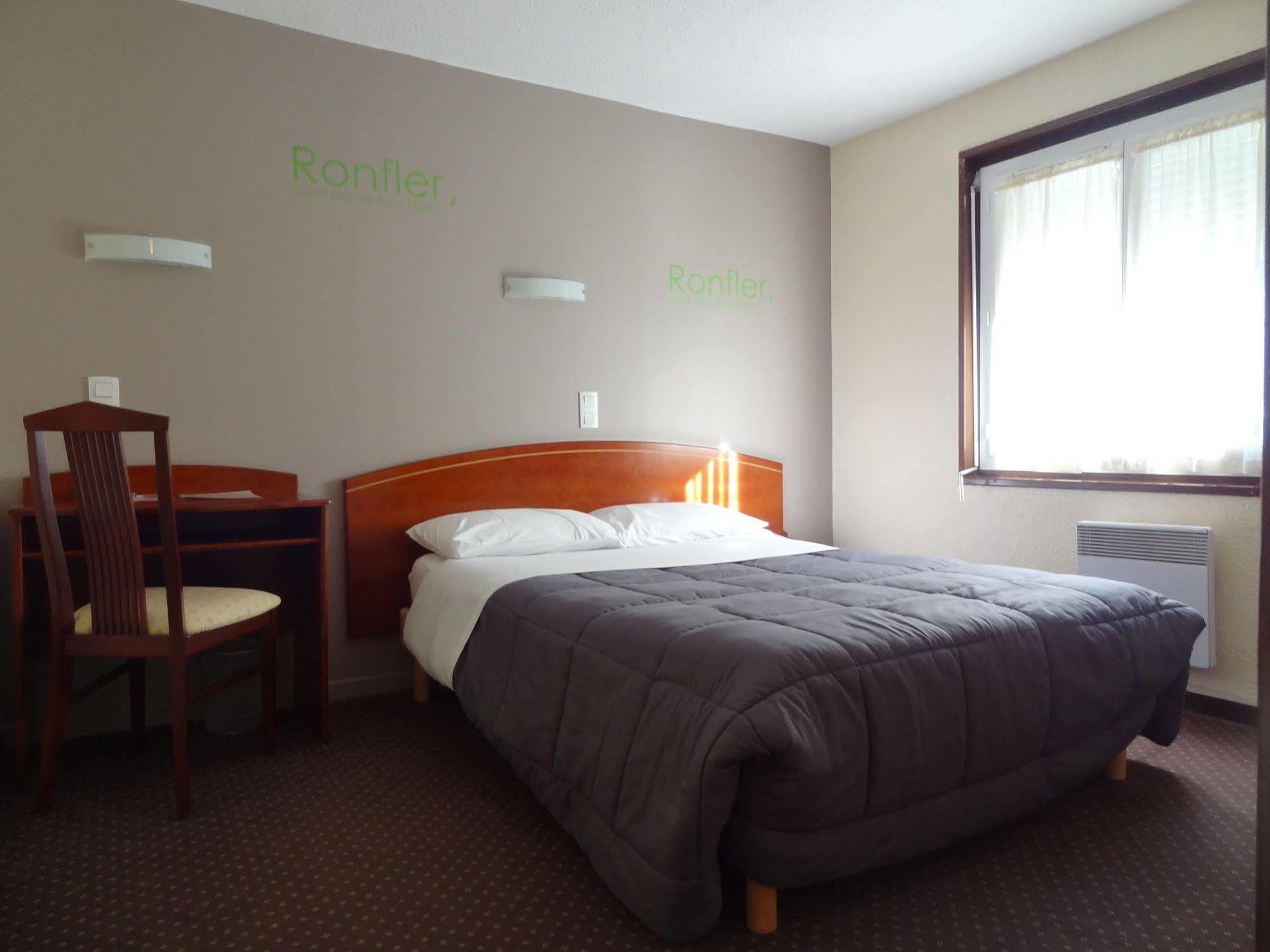טרבה Cit'Hotel De La Marne מראה חיצוני תמונה