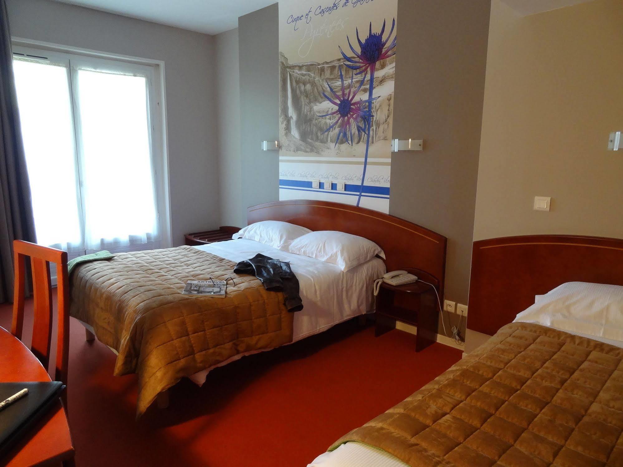 טרבה Cit'Hotel De La Marne מראה חיצוני תמונה
